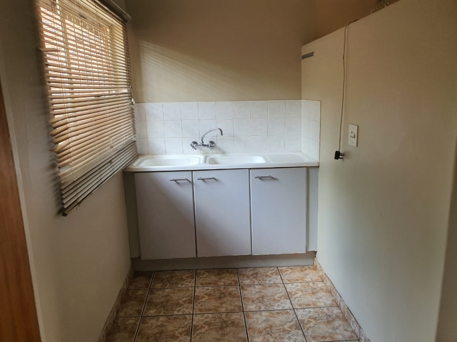 2 Bedroom Property for Sale in Pellissier Free State